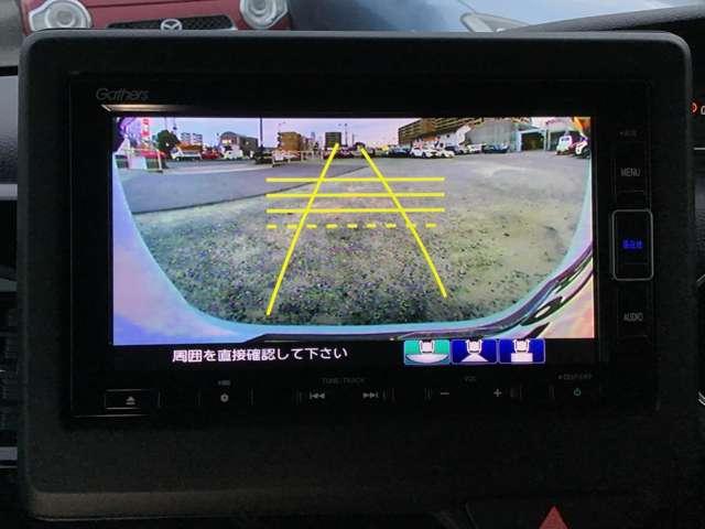 Ｎ－ＢＯＸカスタム カスタム　６６０　Ｌ　ターボ　両側電動スライドドア　ナビ　ＥＴＣ　両側電動Ｄ　セキュリティアラーム　誤発信抑制　フルオートエアコン　Ｓヒーター　Ｂカメ　サイドカーテンエアバック　キーフリーシステム　横滑り防止装置　Ｉストップ（18枚目）