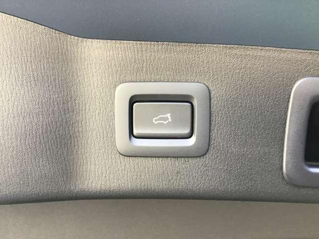 ＣＸ－５ ２．０　２０Ｓ　ブラックトーンエディション　パワーリフトゲート　ナビ　ＥＴＣ　横滑防止装置　ｂｌｕｅｔｏｏｔｈ　Ｐセンサー　オートエアコン　ｉ－ｓｔｏｐ　イモビライザー　ＵＳＢ　アルミホイール　キーレス　アドバンストキー　Ｓヒーター（17枚目）