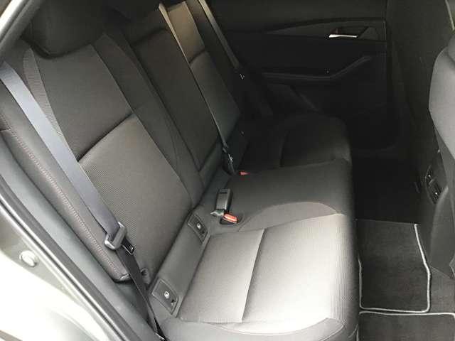 ���㕔���ȃV�[�g��聙�@�����A�V�[�g�����K�ȏ��S�n���V-�g�̏��S�n���ǂ��A���s�Ȃǒ������^�]�ɂ������Ă��܂��B