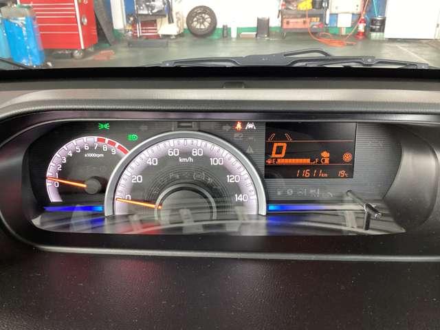 �V���v���Ŏ��F���̍������[�^�[�ł��B�R��ȂǑ��ʂȏ����m�F�ł���D�����