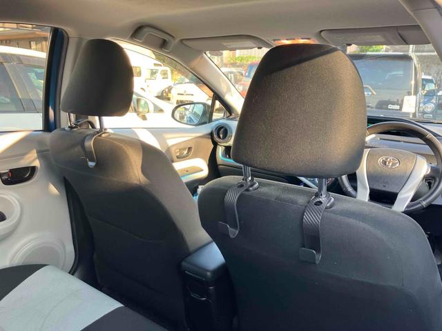 アクア Ｓ　ＥＴＣ　ナビ　ＴＶ　アルミホイール　スマートキー　電動格納ミラー　ＣＶＴ　衝突安全ボディ　ＡＢＳ　ＥＳＣ　Ｂｌｕｅｔｏｏｔｈ　エアコン　パワーステアリング　パワーウィンドウ　運転席エアバッグ（24枚目）