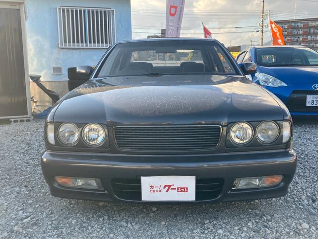 グロリア ブロアムＶ　ターボ　サンルーフ　キーレス　ＬＥＤライト　社外マフラー　スポイラー　グリル（2枚目）