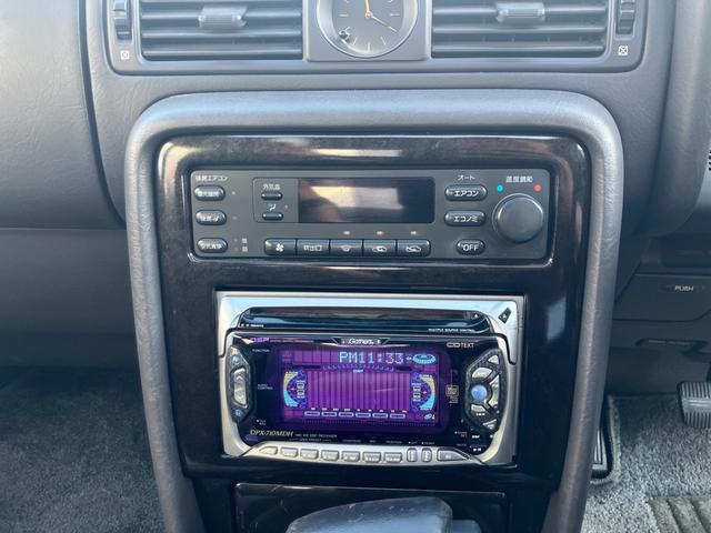 グロリア ブロアムＶ　ターボ　サンルーフ　キーレス　ＬＥＤライト　社外マフラー　スポイラー　グリル（17枚目）