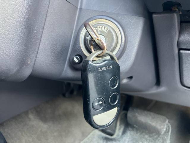 グロリア ブロアムＶ　ターボ　サンルーフ　キーレス　ＬＥＤライト　社外マフラー　スポイラー　グリル（23枚目）