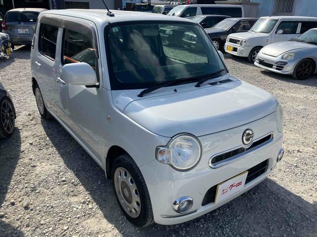 ミラココア ココアＸ　４ＷＤ　スマートキー　アイドリングストップ　電動格納ミラー　ベンチシート　ＣＶＴ　盗難防止システム　ＡＢＳ　ＣＤ　ミュージックプレイヤー接続可　衝突安全ボディ　エアコン　パワーステアリング（13枚目）