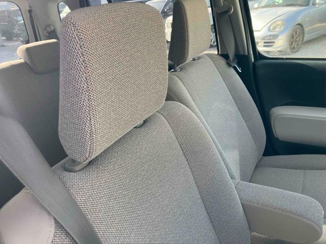 ミラココア ココアＸ　４ＷＤ　スマートキー　アイドリングストップ　電動格納ミラー　ベンチシート　ＣＶＴ　盗難防止システム　ＡＢＳ　ＣＤ　ミュージックプレイヤー接続可　衝突安全ボディ　エアコン　パワーステアリング（22枚目）