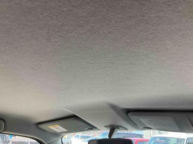 ミラココア ココアＸ　４ＷＤ　スマートキー　アイドリングストップ　電動格納ミラー　ベンチシート　ＣＶＴ　盗難防止システム　ＡＢＳ　ＣＤ　ミュージックプレイヤー接続可　衝突安全ボディ　エアコン　パワーステアリング（24枚目）