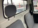 　５速マニュアル　４ＷＤ　エアコン　三方開　積載量３５０ｋｇ（10枚目）