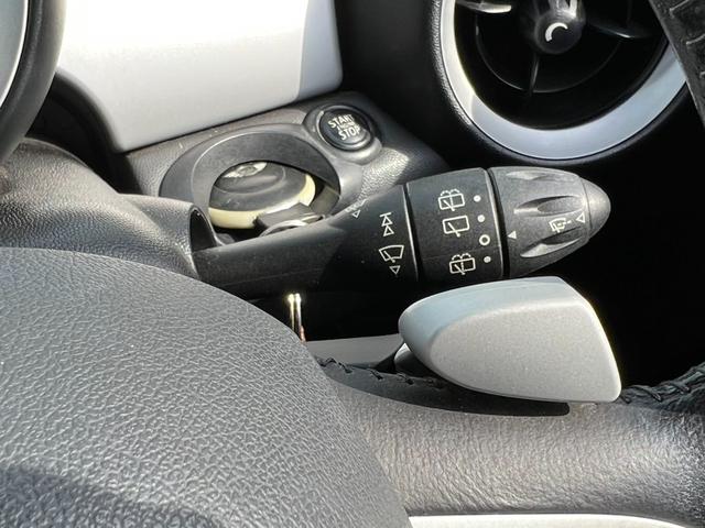 ＭＩＮＩ ワン　車検：令和８年１２月／ミラー型ドライブレコーダー（前後）／ＥＴＣ／プッシュスタート／ボディツートンカラー（黒ａｎｄ白）／ＣＤ再生／電動格納サイドミラー（19枚目）