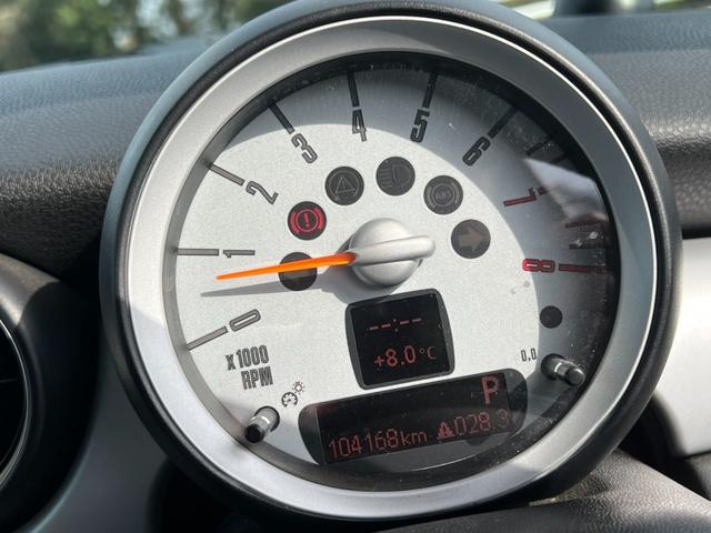 ＭＩＮＩ ワン　車検：令和８年１２月／ミラー型ドライブレコーダー（前後）／ＥＴＣ／プッシュスタート／ボディツートンカラー（黒ａｎｄ白）／ＣＤ再生／電動格納サイドミラー（20枚目）