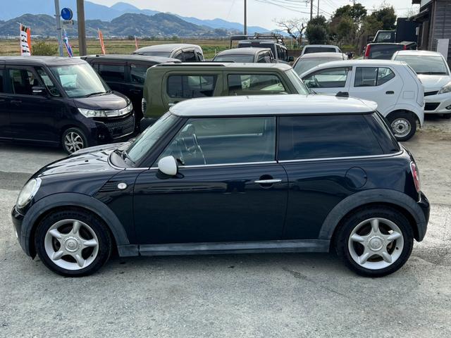 ＭＩＮＩ ワン　車検：令和８年１２月／ミラー型ドライブレコーダー（前後）／ＥＴＣ／プッシュスタート／ボディツートンカラー（黒ａｎｄ白）／ＣＤ再生／電動格納サイドミラー（30枚目）