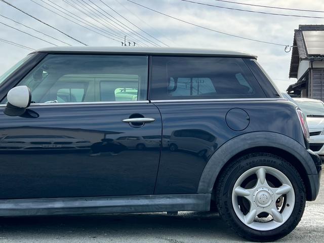 ＭＩＮＩ ワン　車検：令和８年１２月／ミラー型ドライブレコーダー（前後）／ＥＴＣ／プッシュスタート／ボディツートンカラー（黒ａｎｄ白）／ＣＤ再生／電動格納サイドミラー（32枚目）