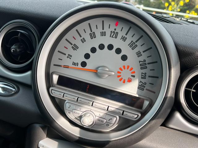 ＭＩＮＩ ワン　車検：令和８年１２月／ミラー型ドライブレコーダー（前後）／ＥＴＣ／プッシュスタート／ボディツートンカラー（黒ａｎｄ白）／ＣＤ再生／電動格納サイドミラー（35枚目）