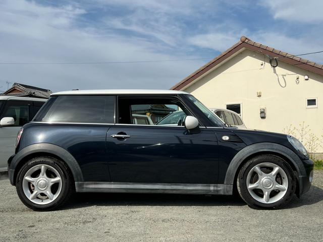 ＭＩＮＩ ワン　車検：令和８年１２月／ミラー型ドライブレコーダー（前後）／ＥＴＣ／プッシュスタート／ボディツートンカラー（黒ａｎｄ白）／ＣＤ再生／電動格納サイドミラー（39枚目）