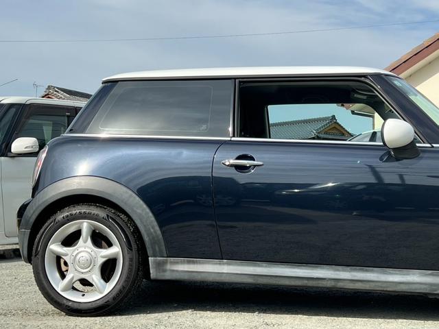 ＭＩＮＩ ワン　車検：令和８年１２月／ミラー型ドライブレコーダー（前後）／ＥＴＣ／プッシュスタート／ボディツートンカラー（黒ａｎｄ白）／ＣＤ再生／電動格納サイドミラー（41枚目）