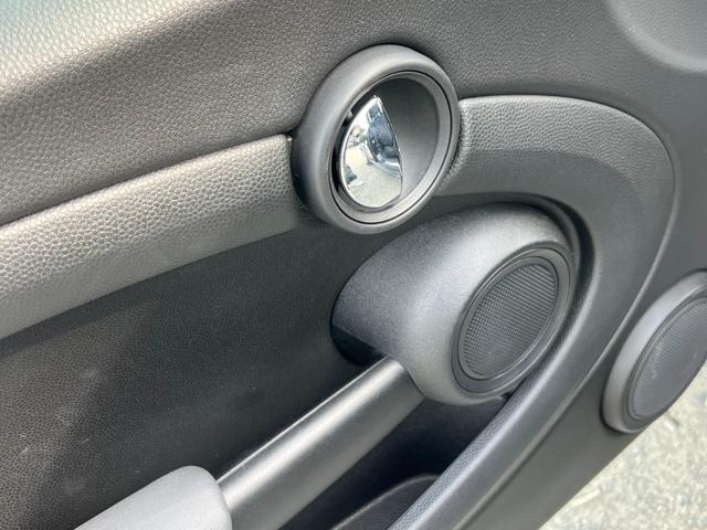 ＭＩＮＩ ワン　車検：令和８年１２月／ミラー型ドライブレコーダー（前後）／ＥＴＣ／プッシュスタート／ボディツートンカラー（黒ａｎｄ白）／ＣＤ再生／電動格納サイドミラー（53枚目）