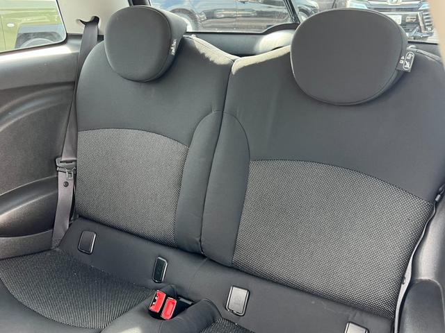 ＭＩＮＩ ワン　車検：令和８年１２月／ミラー型ドライブレコーダー（前後）／ＥＴＣ／プッシュスタート／ボディツートンカラー（黒ａｎｄ白）／ＣＤ再生／電動格納サイドミラー（65枚目）