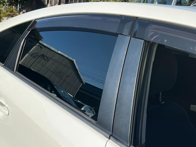 プリウス S 後期型/車検:令和9年12月/ナビ/バックカメラ/ETC/Bluetooth/ドライブレコーダー/オートエアコン/電動格納サイドミラー/ハイブリッドカー/エコカー(35枚目)