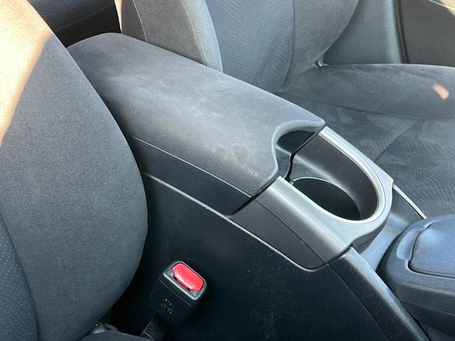 プリウス S 後期型/車検:令和9年12月/ナビ/バックカメラ/ETC/Bluetooth/ドライブレコーダー/オートエアコン/電動格納サイドミラー/ハイブリッドカー/エコカー(38枚目)