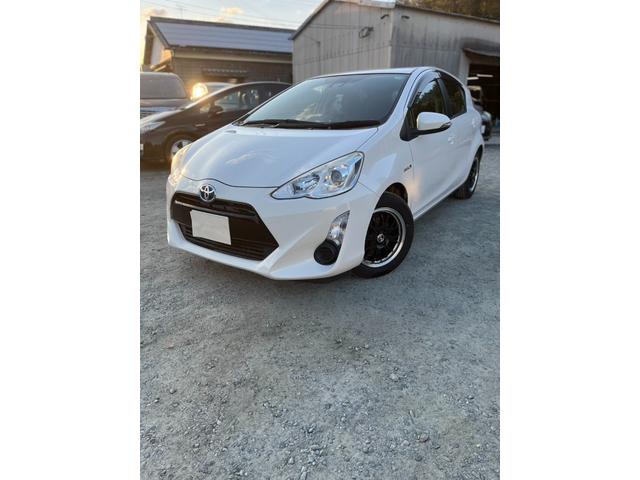 アクア S 中期型/禁煙車/衝突軽減ブレーキ/レーンアシスト/フルセグTV/Bカメラ/オートハイビーム/スマートキー/ETC/タイヤ4本新品/(2枚目)