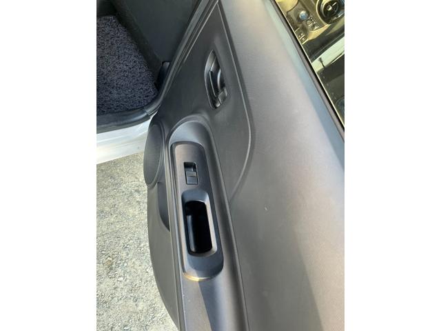 アクア S 中期型/禁煙車/衝突軽減ブレーキ/レーンアシスト/フルセグTV/Bカメラ/オートハイビーム/スマートキー/ETC/タイヤ4本新品/(46枚目)