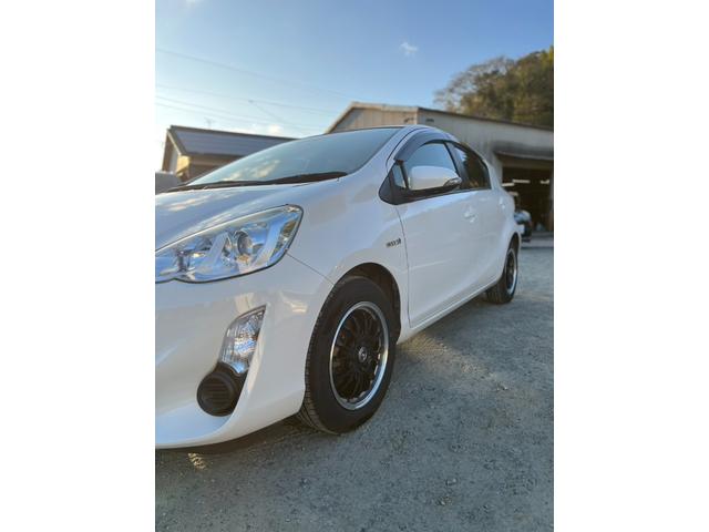 アクア S 中期型/禁煙車/衝突軽減ブレーキ/レーンアシスト/フルセグTV/Bカメラ/オートハイビーム/スマートキー/ETC/タイヤ4本新品/(64枚目)