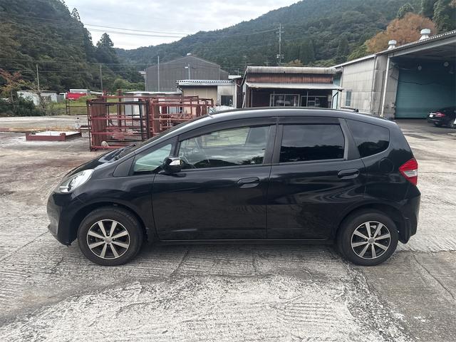 フィット １３Ｇ・スマートセレクション　ファインスタイル（5枚目）