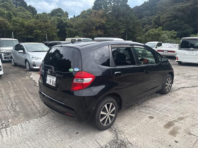 フィット １３Ｇ・スマートセレクション　ファインスタイル（8枚目）