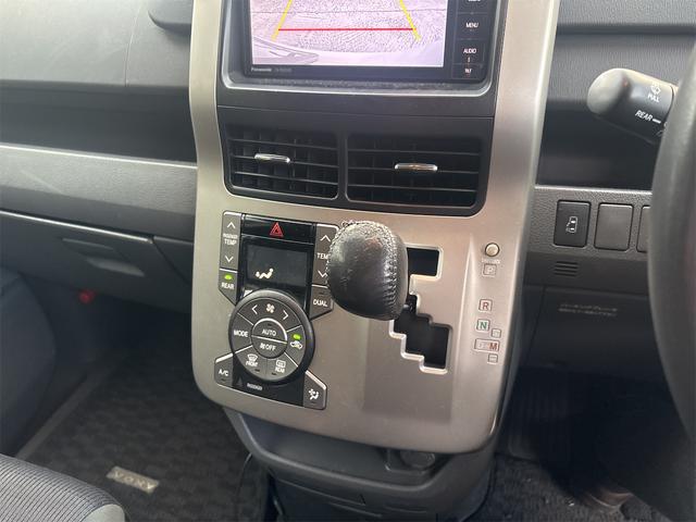 ヴォクシー ＺＳ（12枚目）