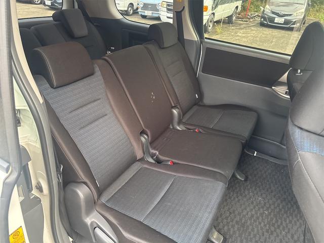 ヴォクシー ＺＳ（15枚目）