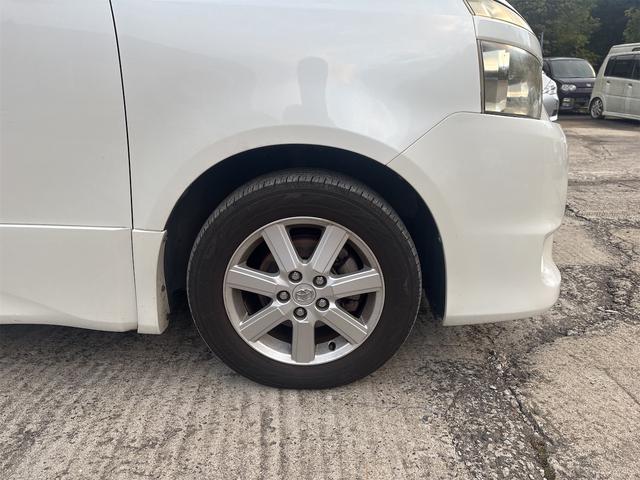 ヴォクシー ＺＳ（19枚目）