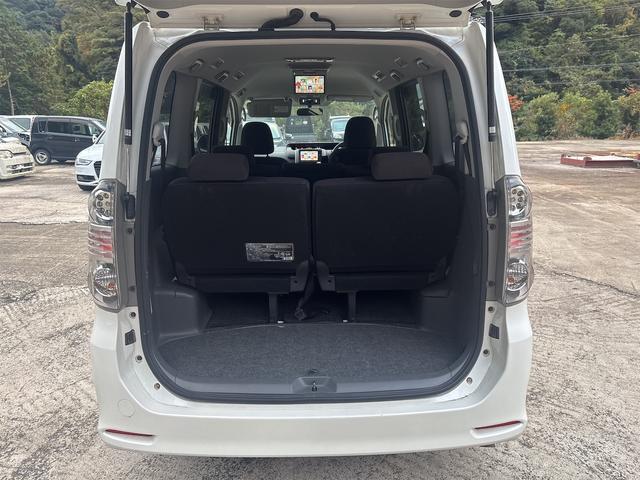 ヴォクシー ＺＳ（27枚目）