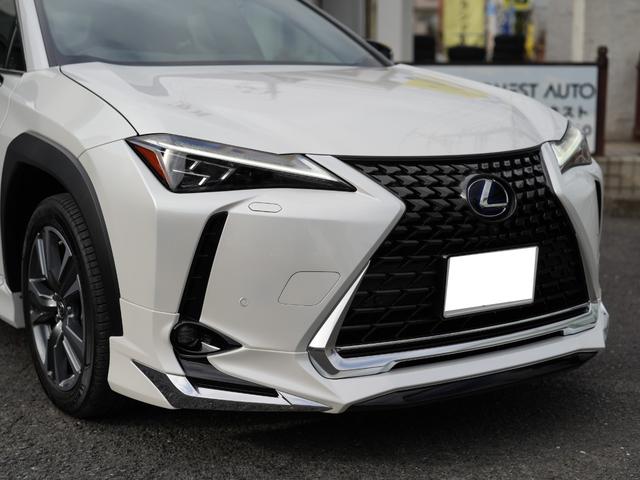 LEXUS UX UX300E VERSION L