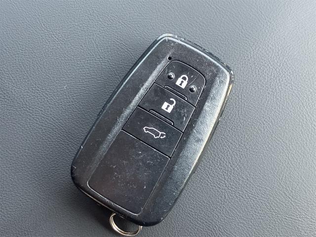 ＲＡＶ４ ハイブリッドＧ　４ＷＤ　モデリスタエアロ　ワンオーナー　ナビ地デジＴＶ　バックカメラ　Ｂｌｕｅｔｏｏｔｈ　ドライブレコーダー　ＥＴＣ　スマートキー　オートライト　ＬＥＤヘッドライト　純正１８インチ　ＡＷ（10枚目）