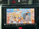 ルーミー カスタムＧ　Ｓ　両側電動スライドドア　アルパインナビ地デジＴＶ　バックカメラ　Ｂｌｕｅｔｏｏｔｈ　スマートキー　ＥＴＣ　クルーズコントロール　オートライト　ＬＥＤヘッドライト　純正１４インチＡＷ　衝突軽減ブレーキ（7枚目）