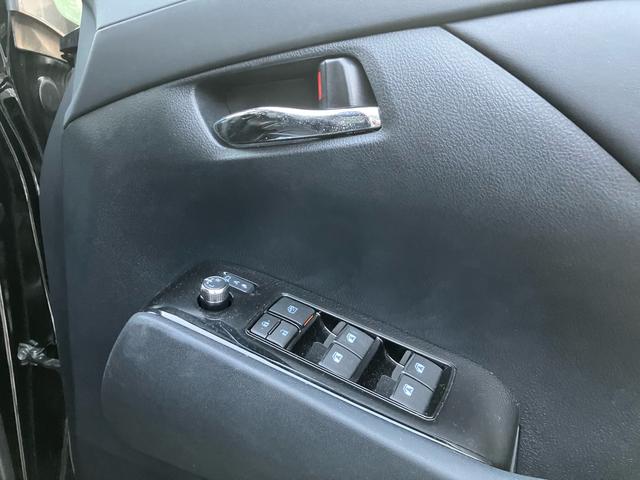 ヴェルファイア ２．５Ｚ　両側電動スライドドア　後席モニタ　Ｂｌｕｅｔｏｏｔｈ接続　バックカメラ　ナビＴＶ　スマートキー　ＥＴＣ　アルミホイール　クリアランスソナー　３列シート　フルフラット　電動格納ドアミラー（11枚目）