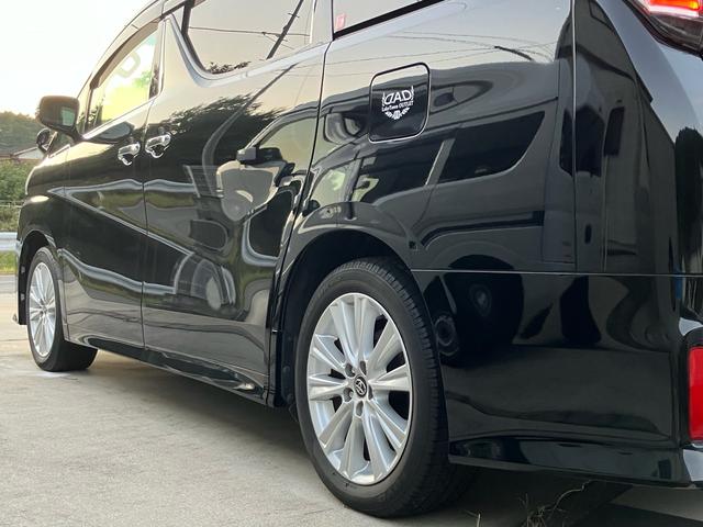 ヴェルファイア ２．５Ｚ　両側電動スライドドア　後席モニタ　Ｂｌｕｅｔｏｏｔｈ接続　バックカメラ　ナビＴＶ　スマートキー　ＥＴＣ　アルミホイール　クリアランスソナー　３列シート　フルフラット　電動格納ドアミラー（37枚目）