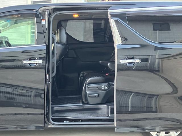 ヴェルファイア ２．５Ｚ　両側電動スライドドア　後席モニタ　Ｂｌｕｅｔｏｏｔｈ接続　バックカメラ　ナビＴＶ　スマートキー　ＥＴＣ　アルミホイール　クリアランスソナー　３列シート　フルフラット　電動格納ドアミラー（52枚目）