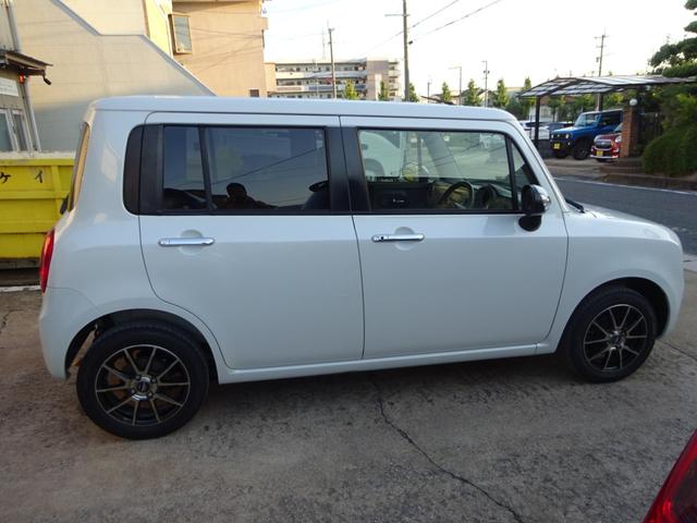 アルトラパン Ｘセレクション　１４インチアルミホイール　スマートキー（8枚目）