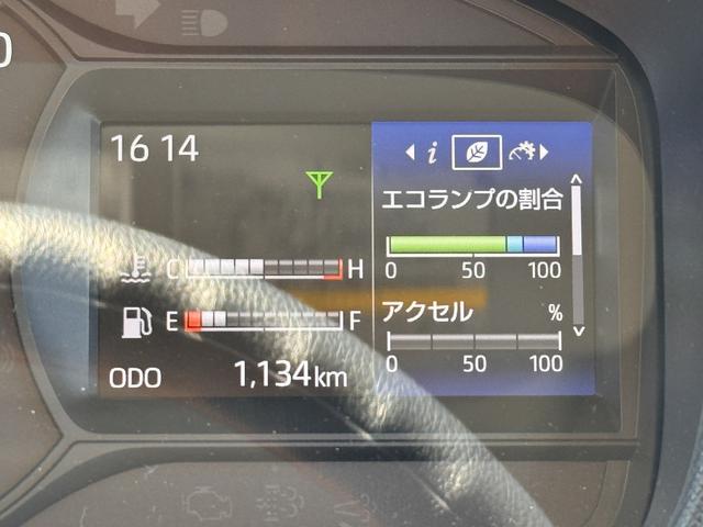 デュトロ 　３．５ｔ　クレーン付き平　アウトリガー差し違い　４段・フックイン・ラジコン　デジタルインナーミラー　ＭＴ　衝突被害軽減システム　クリアランスソナー　レーンアシスト　アイドリングストップ　ＥＳＣ（22枚目）