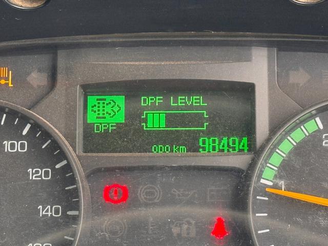 キャンター 　３ｔ　ダンプ　５ＭＴ　後輪ダブル　ＡＢＳ　運転席エアバッグ（24枚目）