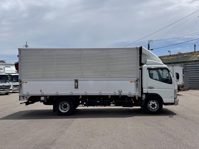 キャンター 　３．２５ｔ　ウイング　小型　ワイド　荷台内寸長さ５ｍ　デュオニック　ＡＴ　バックカメラ　運転席エアバッグ（10枚目）