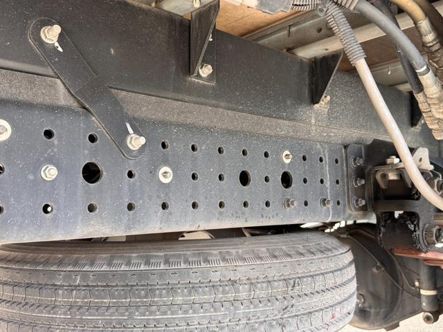 キャンター 　３．２５ｔ　ウイング　小型　ワイド　荷台内寸長さ５ｍ　デュオニック　ＡＴ　バックカメラ　運転席エアバッグ（22枚目）