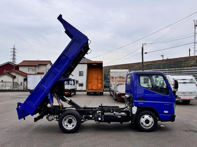 キャンター 　３ｔ　ダンプ　小型　標準幅　トラック　ダンプ　Ｆ５　　後輪ダブル　ＥＴＣ　電動格納ミラー　エアコン　運転席エアバッグ（12枚目）