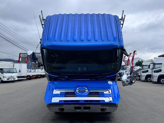 プロフィア 　１２．９ｔ　平ボディ　大型　５方開　床鉄板張り　トラック　ＣＶＴ　後輪ダブル　運転席エアバッグ（12枚目）