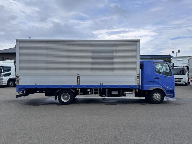 ファイター 　３．１ｔ　ウイング　標準幅　パブコ　トラック　６ＭＴ　後輪ダブル　バックカメラ　電動格納ミラー　運転席エアバッグ（10枚目）