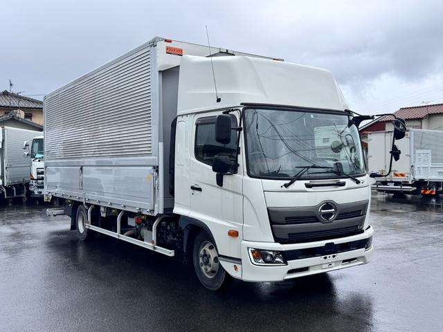 ヒノレンジャー 　２．２５ｔ　ウイング　ハイルーフ　パワーゲート　トランテックス　格納パワーゲート　６．２ワイド　トラック　ＭＴ　バックカメラ　運転席エアバッグ（2枚目）