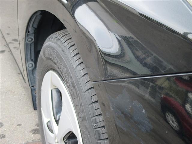 プリウス Ｓ　Ｂモニタ－　フルセグ地デジ　インテリキー　デュアルエアバック　エアＢ　ナビＴＶ　ＡＵＴＯエアコン　アルミホイール　ＥＴＣ装備　ＡＢＳ　サイドエアバッグ　パワーステアリング　パワーウィンドウ　取説記録（11枚目）