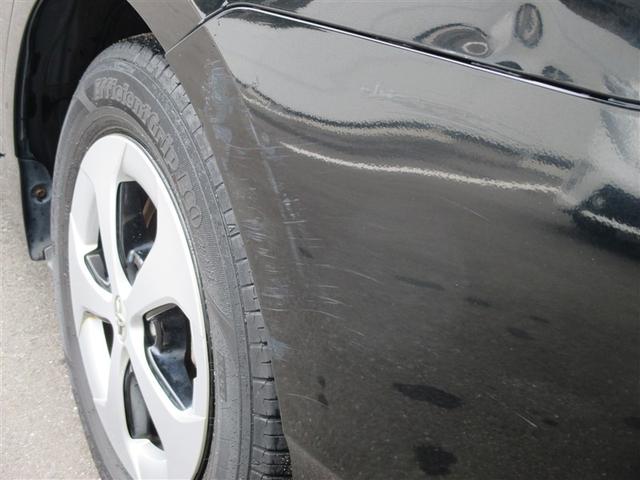 プリウス Ｓ　Ｂモニタ－　フルセグ地デジ　インテリキー　デュアルエアバック　エアＢ　ナビＴＶ　ＡＵＴＯエアコン　アルミホイール　ＥＴＣ装備　ＡＢＳ　サイドエアバッグ　パワーステアリング　パワーウィンドウ　取説記録（12枚目）