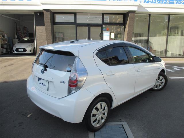 アクア G バックモニタ セキュリティー メンテナンスノート デュアルエアバック ナビTV パワーウィンドウ ESC ATエアコン ABS パワーステアリング 運転席エアバッグ キーレススタートシステム ETC(5枚目)